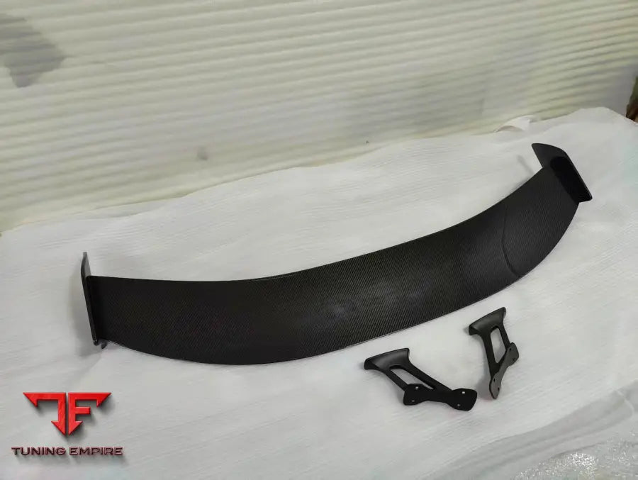 ASTON MARTIN VANTAGE F1 STYLE CARBON FIBER REAR SPOILER