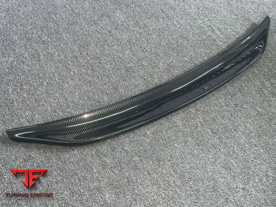 ASTON MARTIN VANTAGE V8 CARBON FIBER PARTS