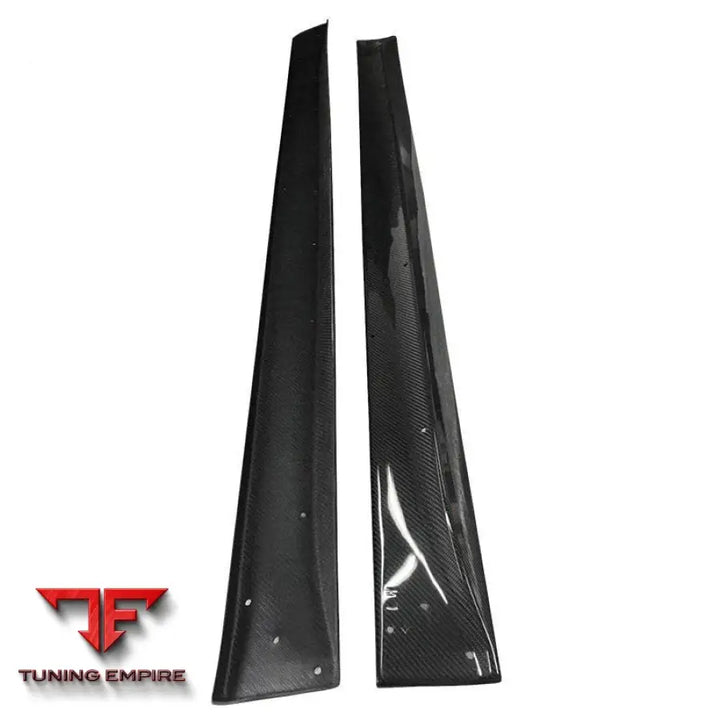ASTON MARTIN VANTAGE V8 CARBON FIBER PARTS