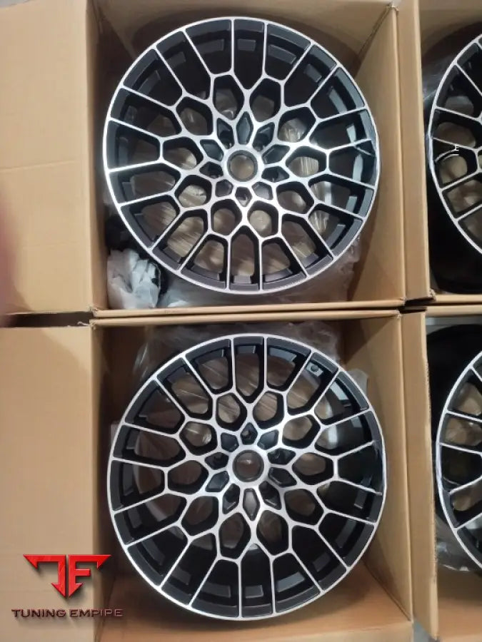 ASTON MARTIN VANTAGE WHEELS