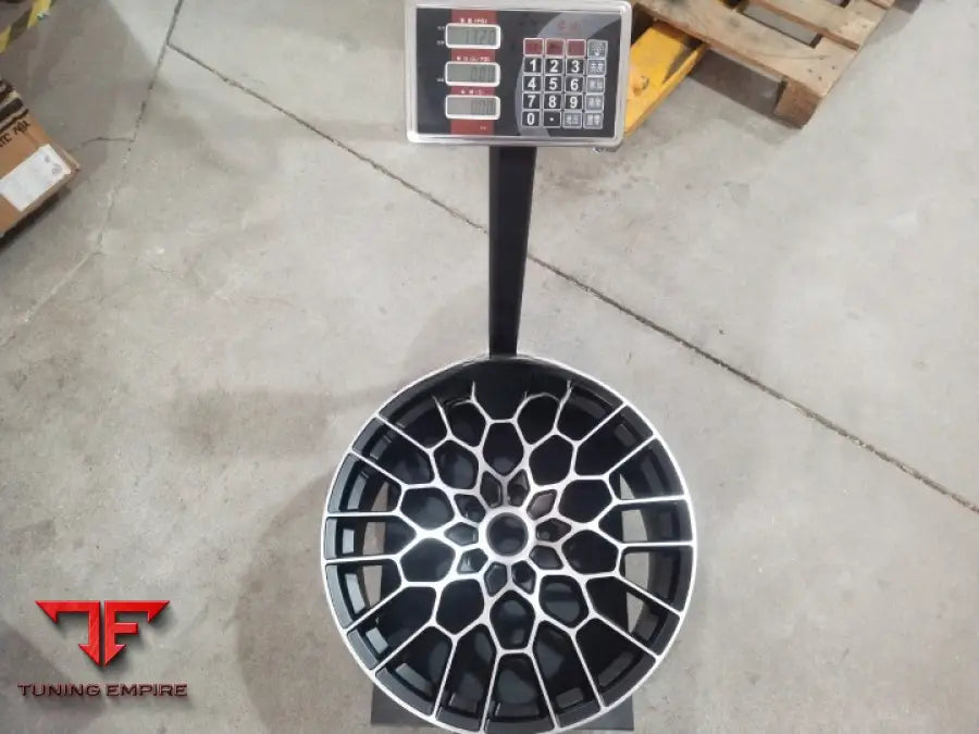 ASTON MARTIN VANTAGE WHEELS