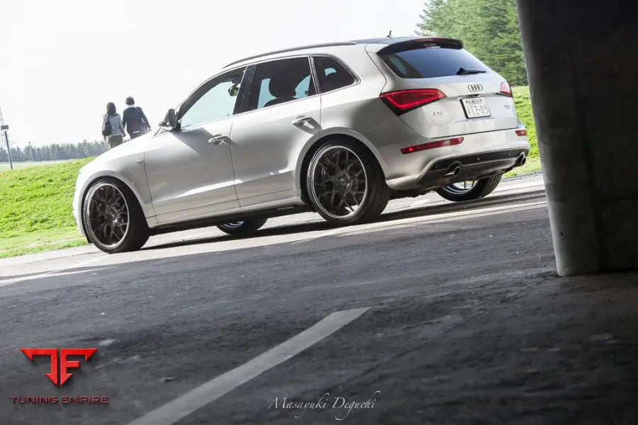 AUDI Q5 on custom forged wheels
