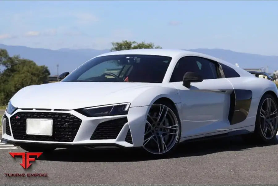 AUDI R8 2016Y UPGRADE TO 2020Y BODY KIT