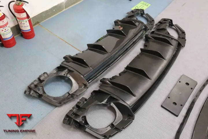 AUDI R8 4S 2015-2018 TO R8 4S 2020 + CONVERSION DRY CARBON BODY KIT