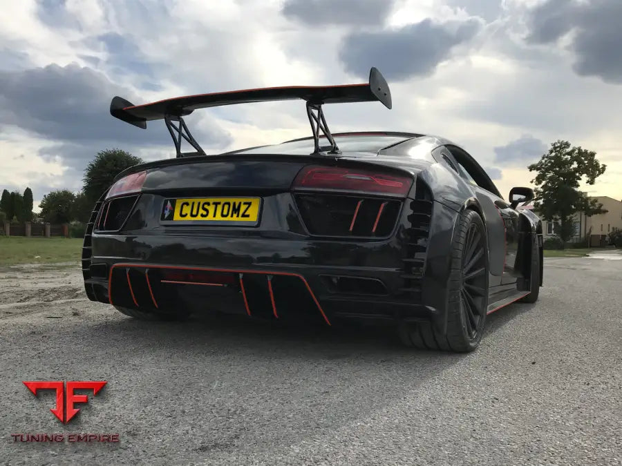 AUDI R8 BODY KIT