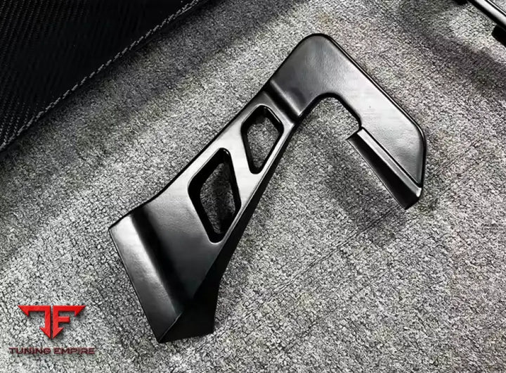 AUDI R8 CARBON BODY KIT PARTS