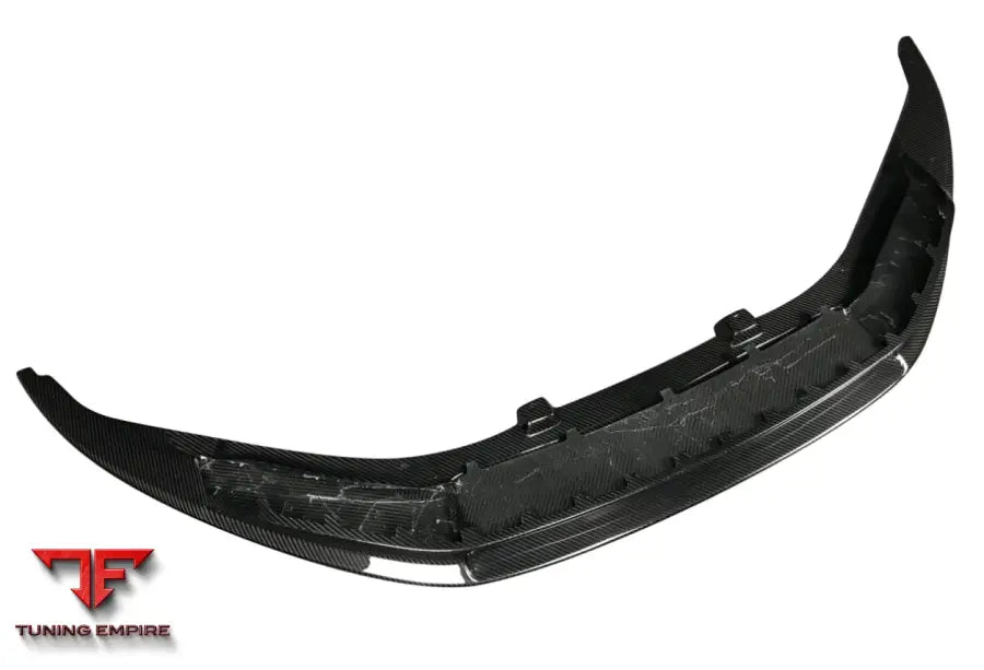 TOYOTA R8 CARBON BODY KITS PARTS