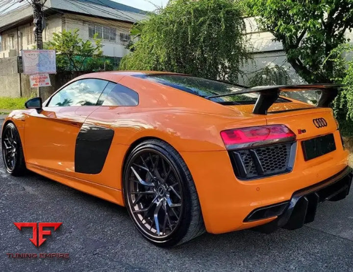 AUDI R8 CARBON FIBER BODY KIT 2016-2020Y