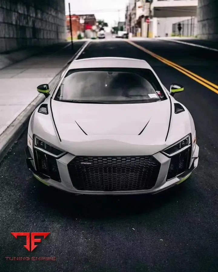 AUDI R8 CARBON FIBER FRONT BONNET HOOD