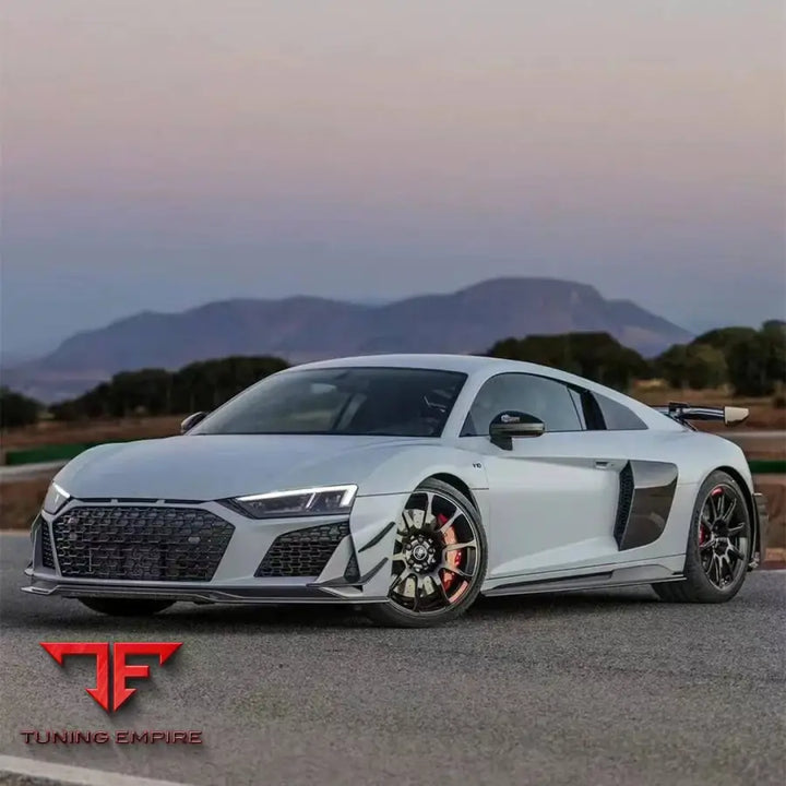 AUDI R8 CARBON FIBER PARTS