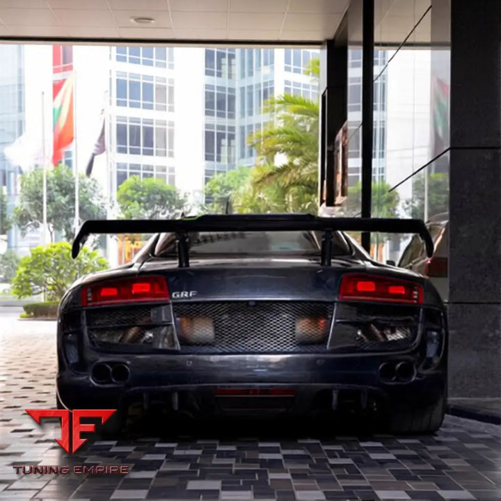 AUDI R8 CARBON FIBER PARTS