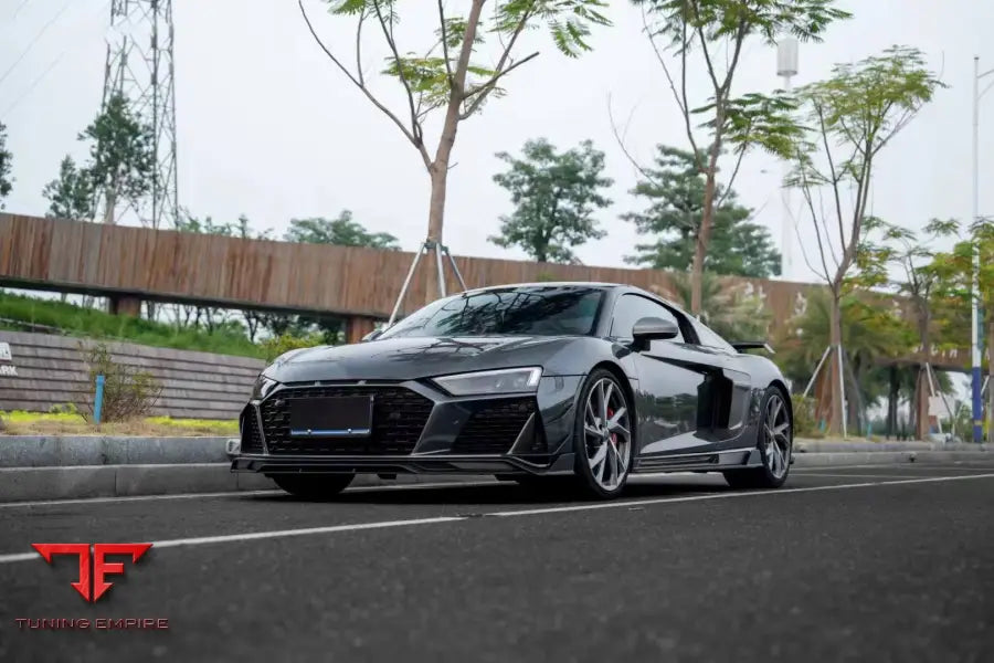 AUDI R8 CARBON FIBER PARTS