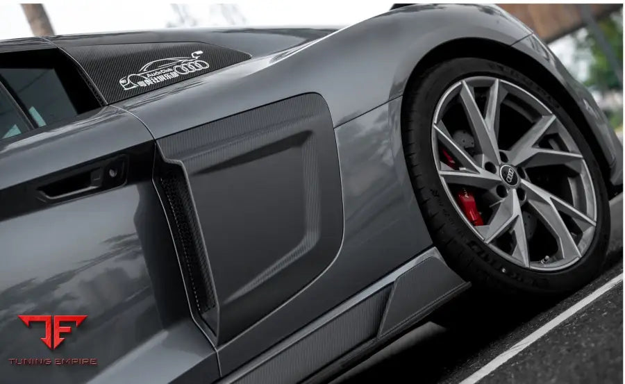 AUDI R8 CARBON FIBER RAZOR KIT 2019-2023