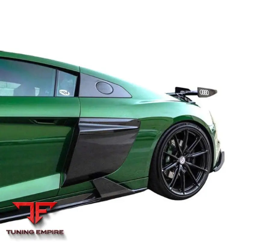 AUDI R8 CARBON FIBER SIDE DOOR FENDER BLADE PANEL