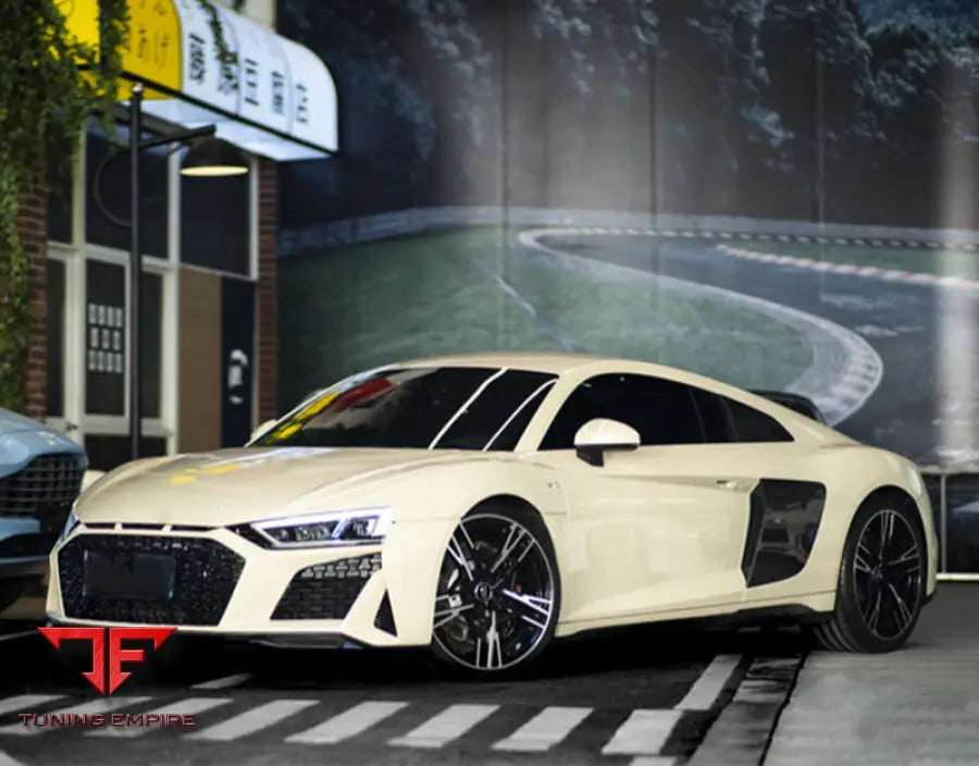 AUDI R8 2021 YEAR DRY CARBON FIBER GRILLE FRONT BUMPER SIDE SKIRTS LIP DIFFUSER BODY KIT
