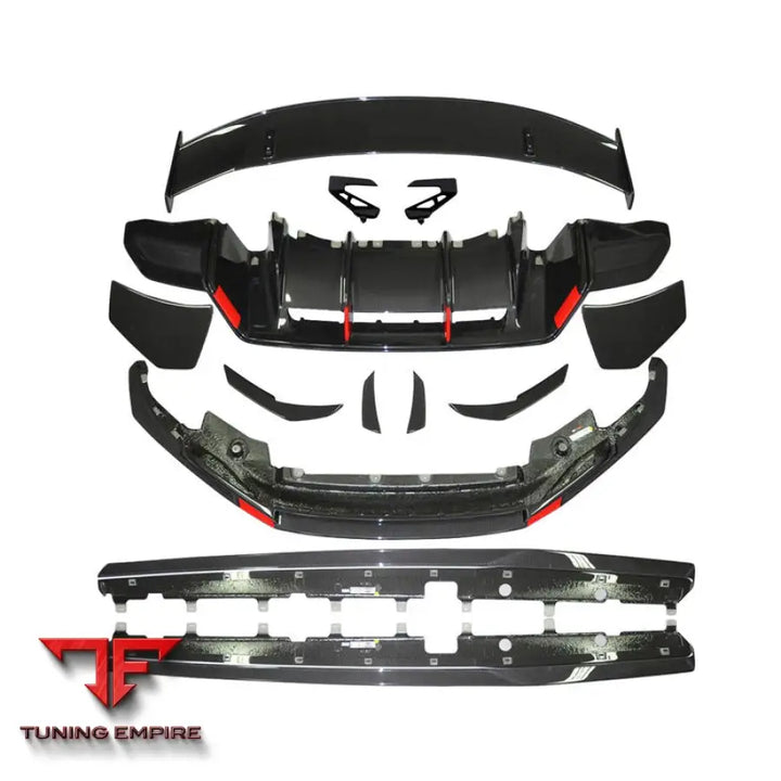 AUDI R8 DRY CARBON FIBER BODY KIT