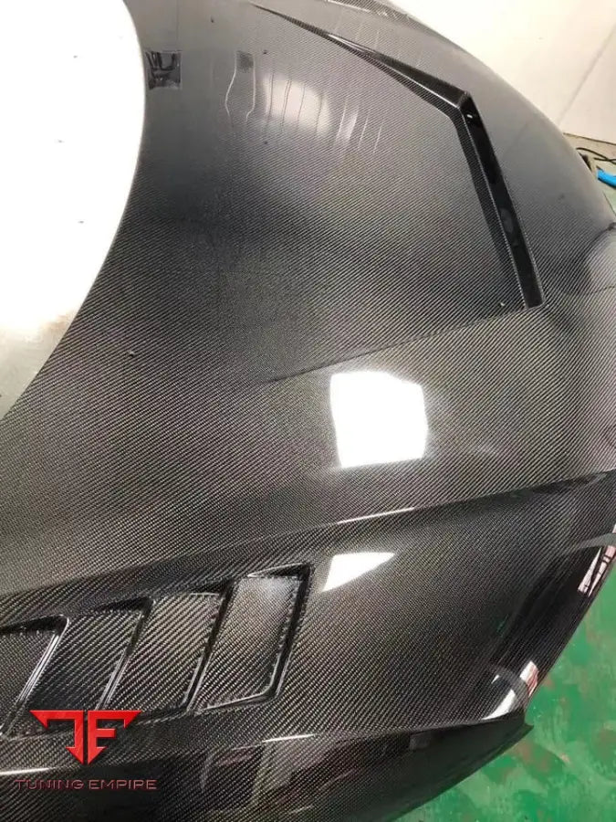 AUDI R8 GEN 2 CARBON FIBER FRONT HOOD 2017+