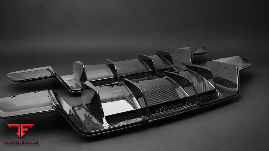 AUDI R8 PERFORMANCE CARBON KIT