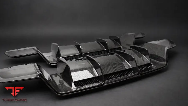 AUDI R8 PERFORMANCE CARBON KIT