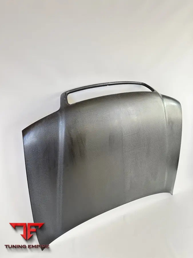 Audi RS4 B5 carbon hood, view 2