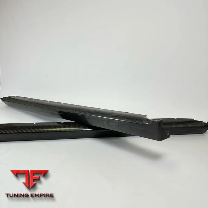Audi RS4 B5 carbon side skirts, view 3