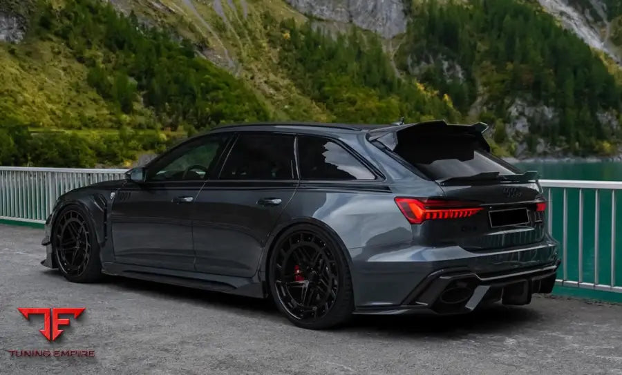 AUDI RS6 AVANT C8 & RS7 C8 QUATTRO CARBON FIBER BODY KIT PARTS