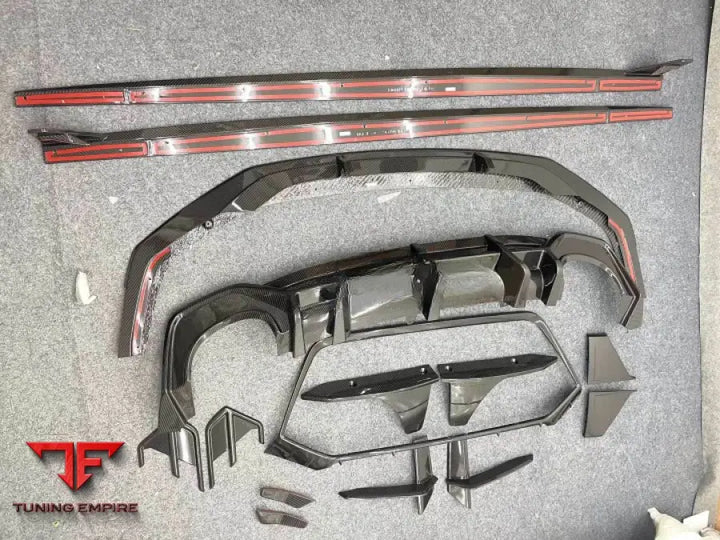 AUDI RS7 C8 2019 + R-4 DRY CARBON BODY KIT