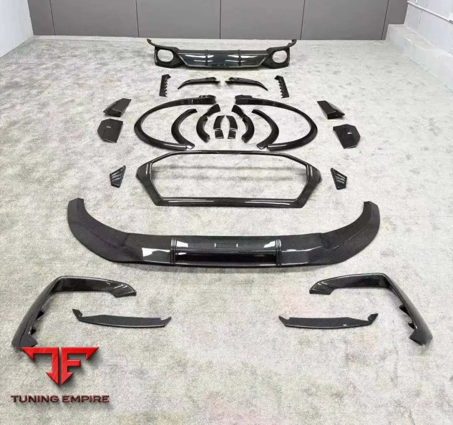 AUDI RSQ8 CARBON BODY KIT