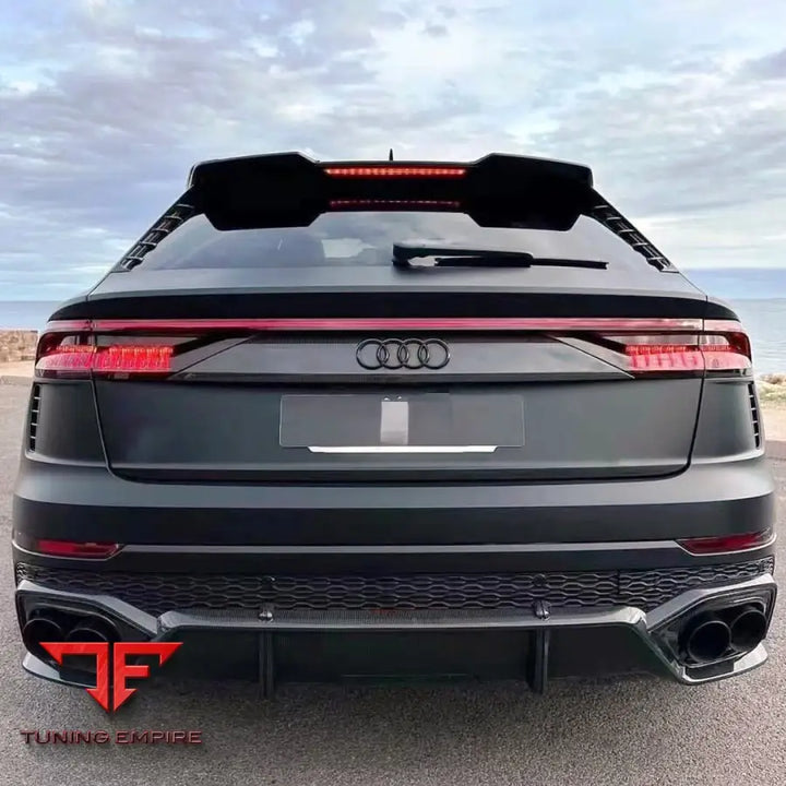 AUDI RSQ8 CARBON BODY KIT