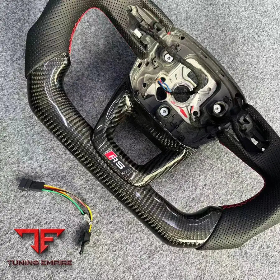 AUDI RSQ8 CARBON STEERING WHEEL