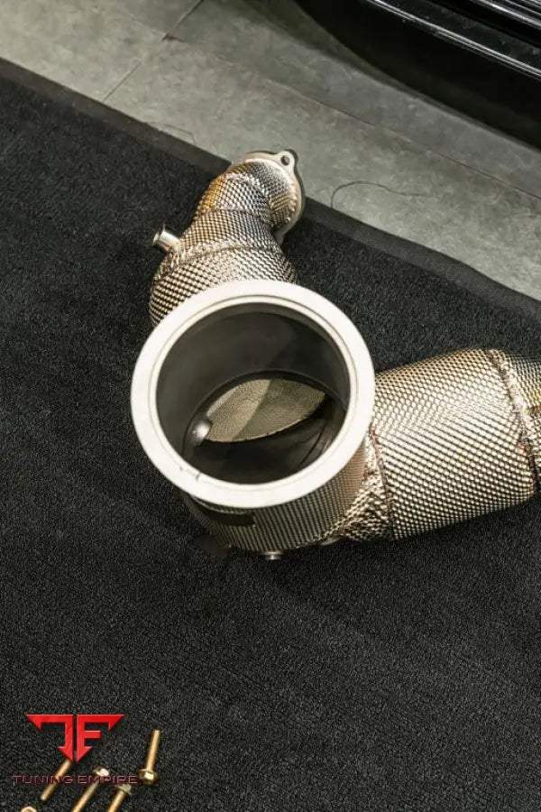 Audi S4 B9 AE Design sports downpipe