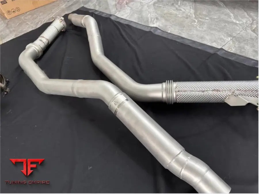 Audi S4 B9 AE Design front-pipe