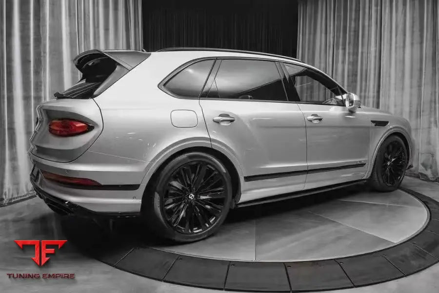 BENTLEY BENTAYGA CARBON FIBER BODY KIT