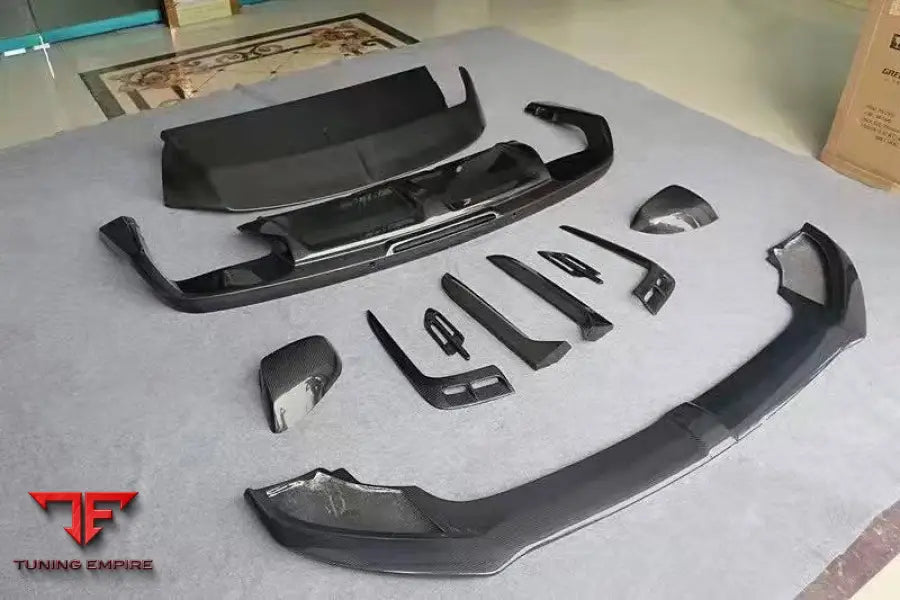 BENTLEY BENTAYGA V8 W12 CARBON FIBER BODY KIT