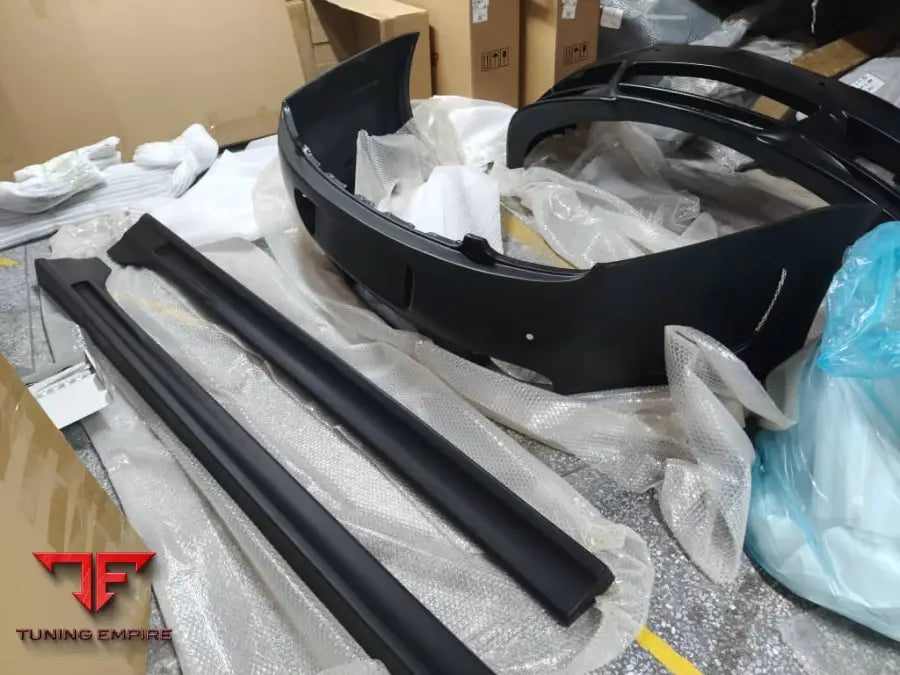 BENTLEY CONTINENTAL GT BODY KIT WITH LEDs 2003-2011