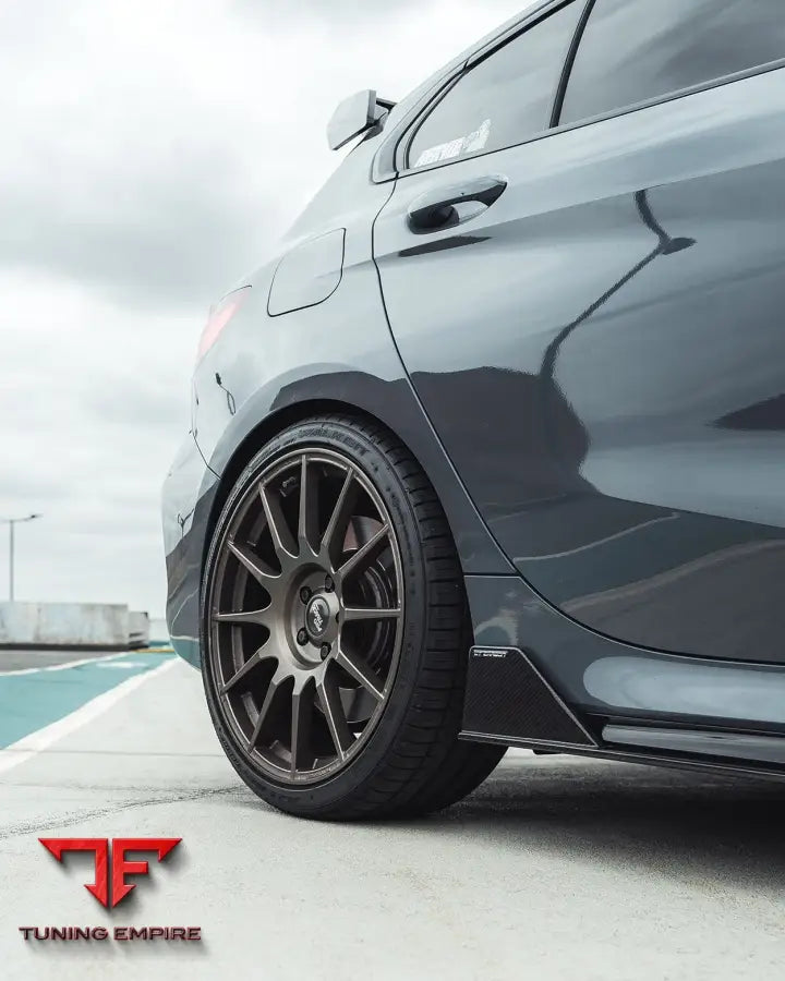 BMW 1 SERIES F40 CARBON FIBRE SIDE SKIRTS - CT CARBON