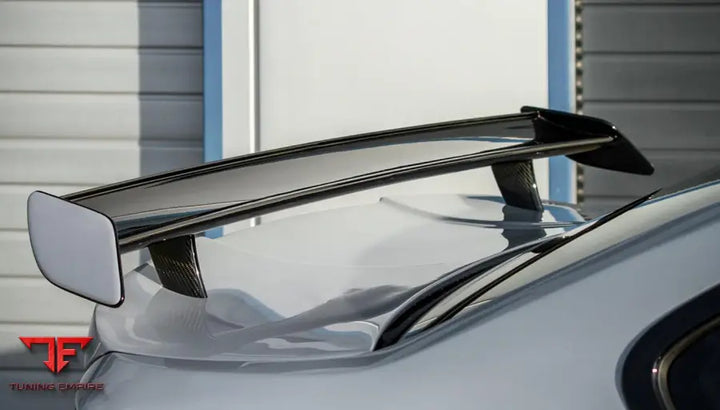 BMW 2 SERIES F22/F87 RACING KIT AND PARTS