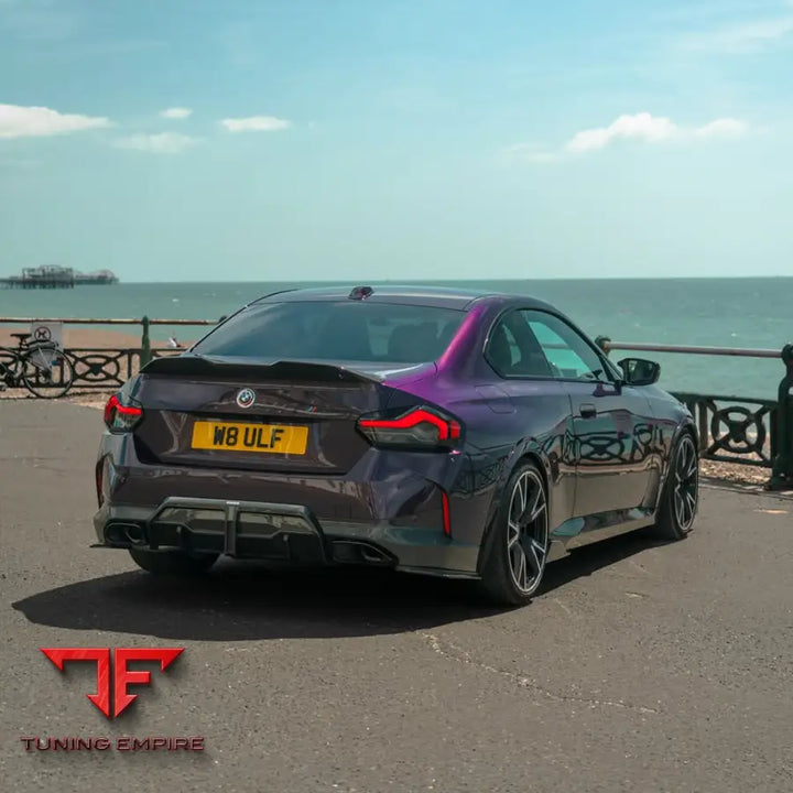 BMW 2 SERIES G42 CENTER DIFFUSER IN PREPREG CARBON FIBRE - Carbon Fibre Parts