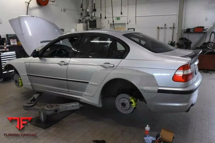 BMW 3 SERIES E46 SEDAN PRE-FACELIFT BODY KIT