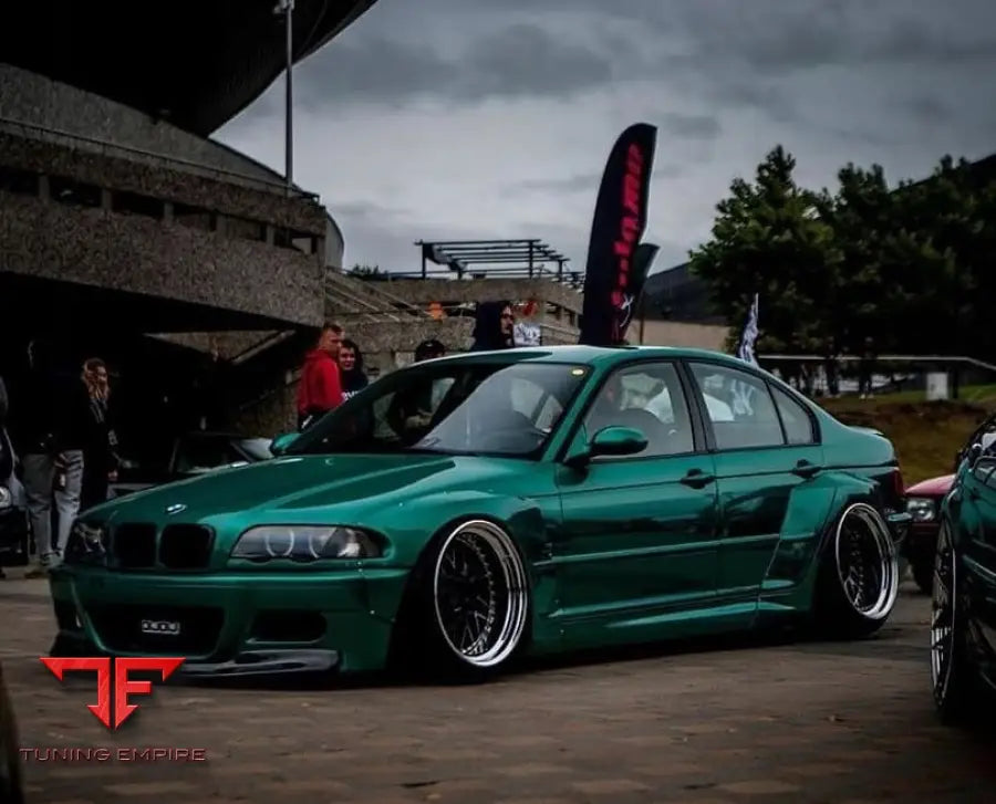 BMW 3 SERIES E46 SEDAN PRE-FACELIFT BODY KIT