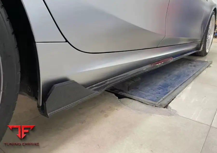 BMW 3 SERIES G28 CARBON FIBER SIDE SKIRTS 2020-2022Y