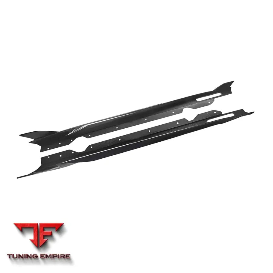 BMW 4 SERIES G22 SIDE SKIRT IN PREPREG CARBON FIBRE - Carbon Fibre Parts