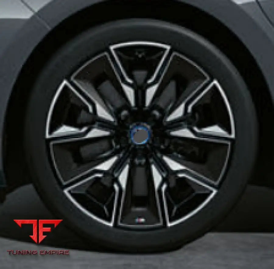 BMW 7 G70 730i 735i 740i 730d 740d 750e 760i i7 M760e 2022 + WHEELS
