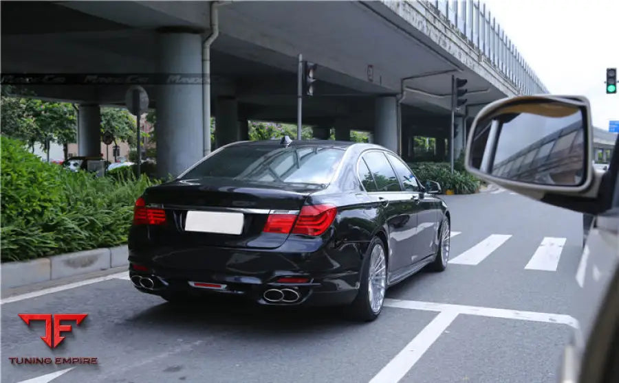 BMW 7 SERIES F01 CARBON FIBER BODY KIT
