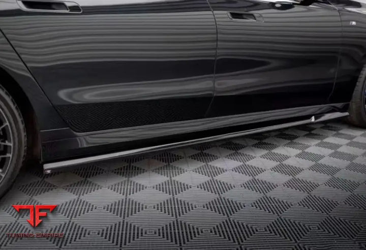 BMW 7 SERIES G70 CARBON FIBER BODY KIT