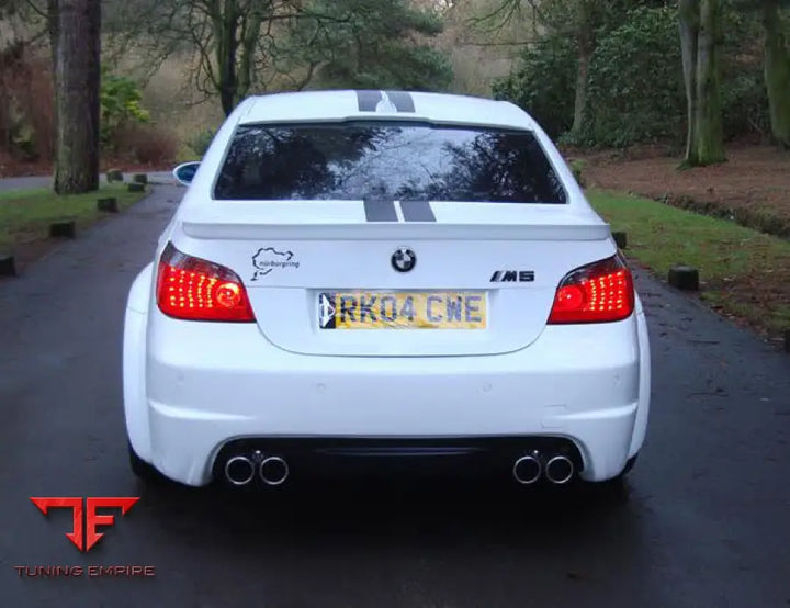 BMW E60 / E61 TO M5 TRUNK FINISHER