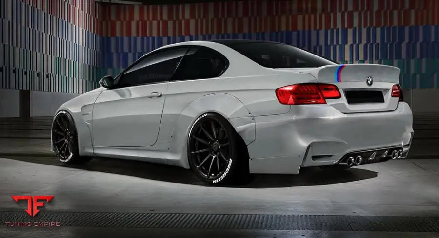 BMW E92 / E93 TO M4 STYLE REAR BUMPER