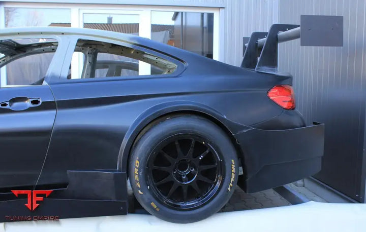 BMW F82 M4 DTM RACING BODYKIT