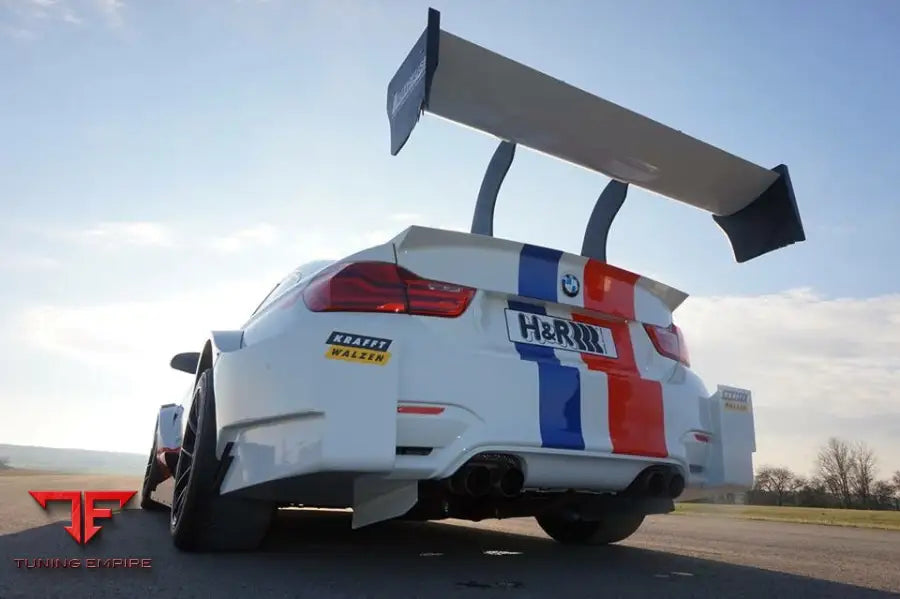 BMW F82 M4 DTM RACING BODYKIT