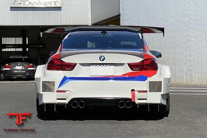 BMW F82 M4 DTM RACING BODYKIT